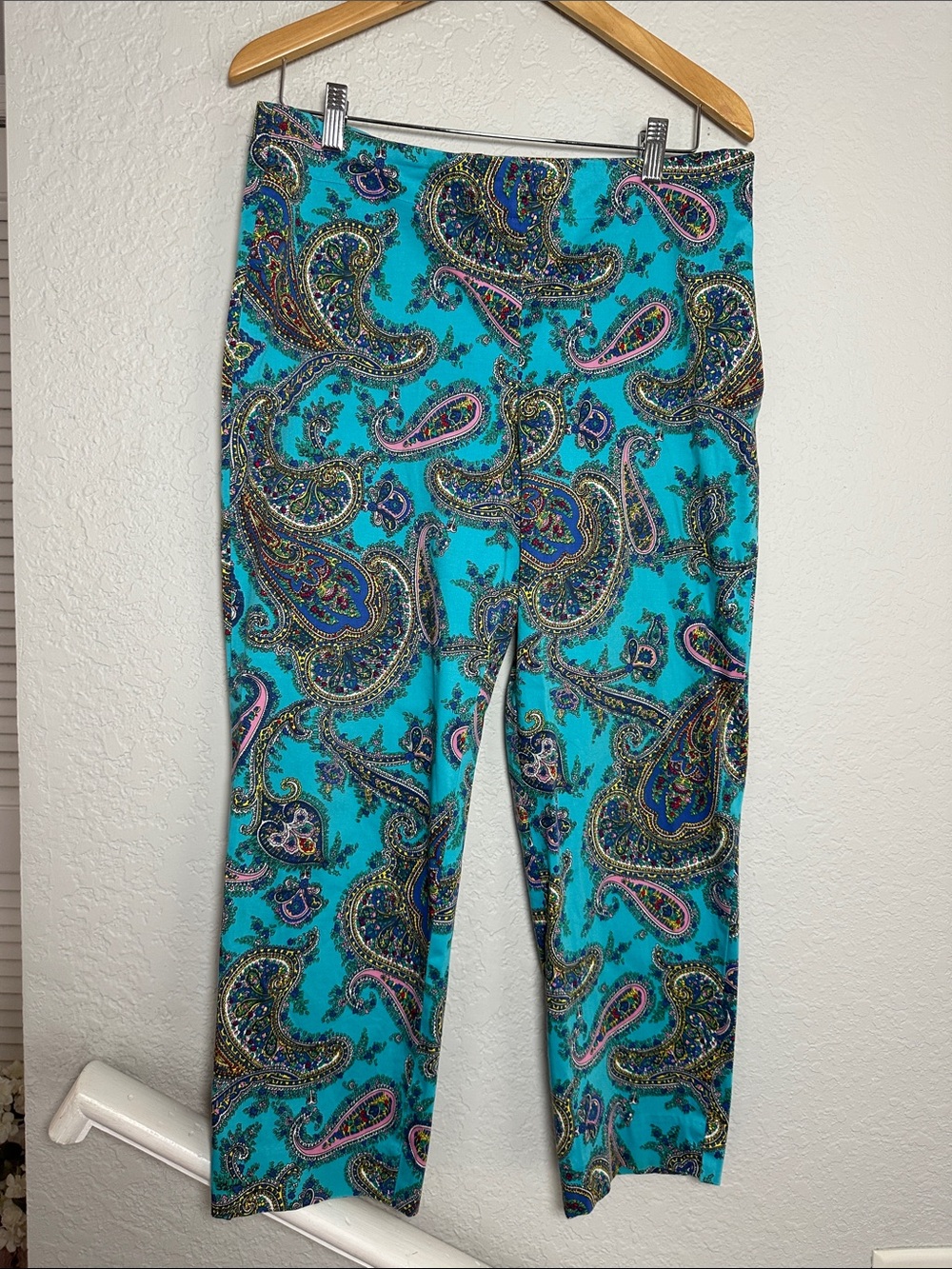 Talbots Turquoise Paisley Straight Pull-On Pants Capri Preppy Aqua Resortwear